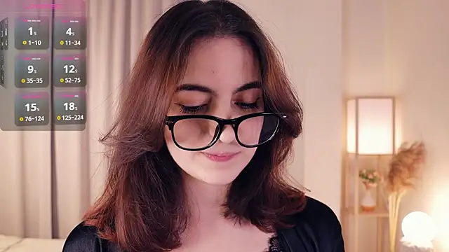 Snapshot of DracosMoon chatting on February 2025 10:18:01 AM DracosMoon online show from February 2025 10:18:01 AM