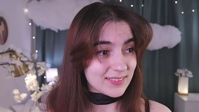 Snapshot of DracosMoon chatting on March 2025 01:17:01 PM DracosMoon online show from March 2025 01:17:01 PM