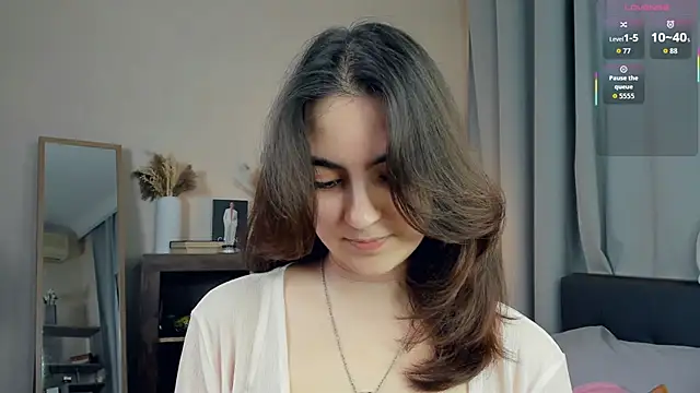 Snapshot of DracosMoon chatting on September 2025 07:09:02 AM DracosMoon online show from September 2025 07:09:02 AM