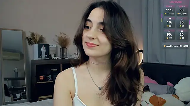 Snapshot of DracosMoon chatting on September 2025 07:10:01 AM DracosMoon online show from September 2025 07:10:01 AM