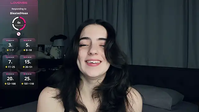 Snapshot of DracosMoon chatting on November 2025 07:09:01 AM DracosMoon online show from November 2025 07:09:01 AM