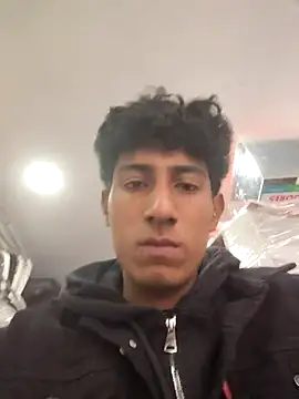 alexander32r online show from December 2025 04:16:01 PM