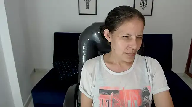 Milf karlye online show from December 2024 11:51:01 PM