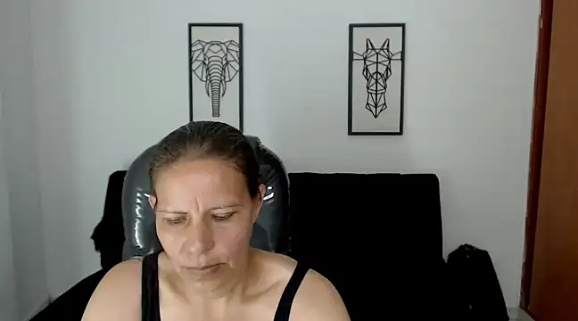 Milf karlye online show from December 2024 02:32:02 AM