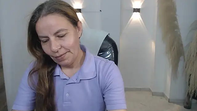 Milf karlye online show from December 2025 01:32:02 AM