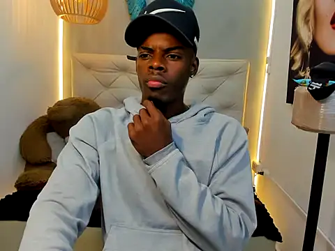 Snapshot of royce_ebony chatting on February 2026 02:38:02 AM royce ebony online show from February 2026 02:38:02 AM