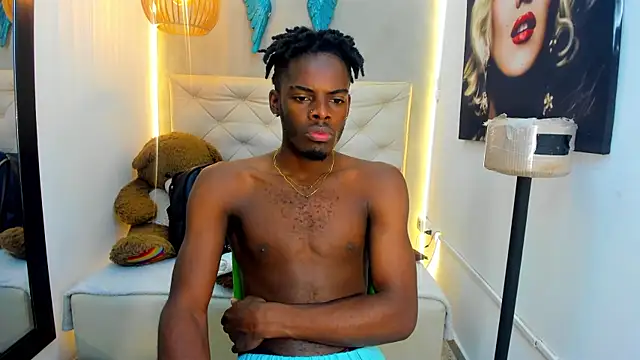 Snapshot of royce_ebony chatting on February 2026 02:28:02 AM royce ebony online show from February 2026 02:28:02 AM