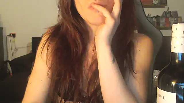 Snapshot of complicata_mente chatting on January 2025 08:37:02 PM complicata mente online show from January 2025 08:37:02 PM