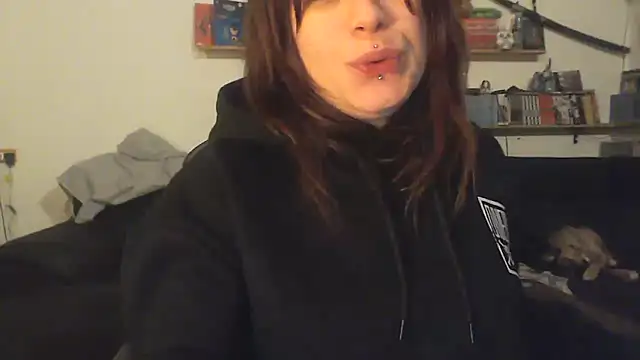 Snapshot of complicata_mente chatting on January 2025 09:34:01 PM complicata mente online show from January 2025 09:34:01 PM