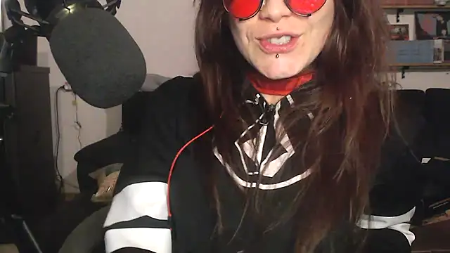 Snapshot of complicata_mente chatting on February 2025 08:13:02 PM complicata mente online show from February 2025 08:13:02 PM