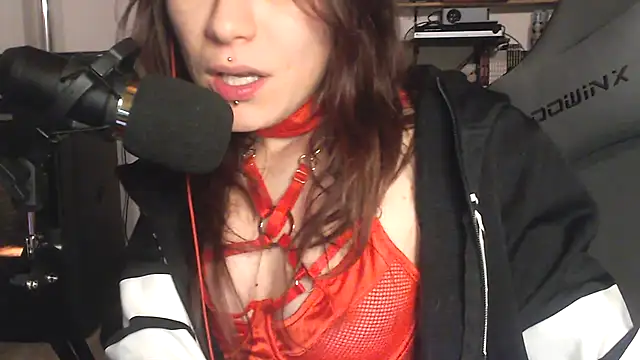 Snapshot of complicata_mente chatting on February 2025 11:26:01 PM complicata mente online show from February 2025 11:26:01 PM