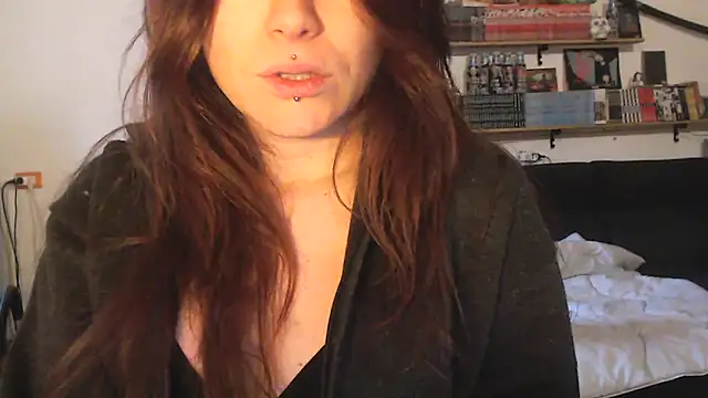 Snapshot of complicata_mente chatting on February 2025 09:53:01 AM complicata mente online show from February 2025 09:53:01 AM