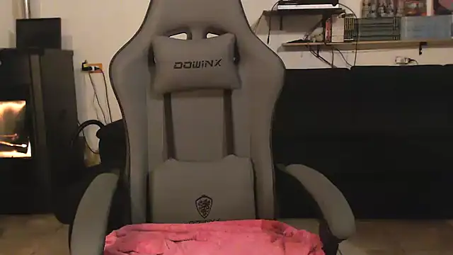 Snapshot of complicata_mente chatting on February 2025 12:49:01 AM complicata mente online show from February 2025 12:49:01 AM