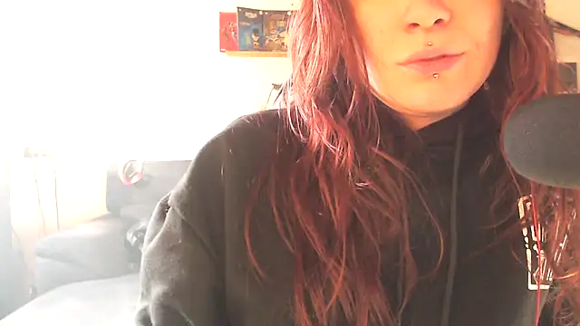 Snapshot of complicata_mente chatting on March 2025 03:04:01 PM complicata mente online show from March 2025 03:04:01 PM