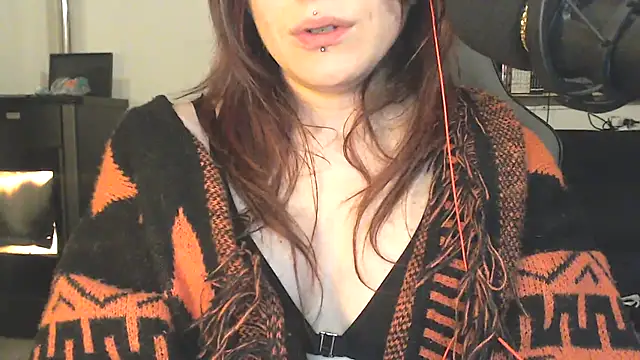 Snapshot of complicata_mente chatting on March 2025 10:36:02 PM complicata mente online show from March 2025 10:36:02 PM