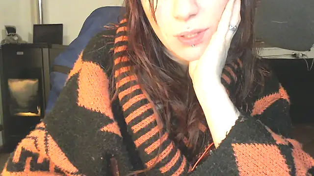 Snapshot of complicata_mente chatting on March 2025 08:59:01 PM complicata mente online show from March 2025 08:59:01 PM