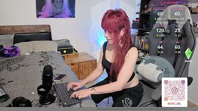 Snapshot of complicata_mente chatting on October 2025 05:04:02 PM complicata mente online show from October 2025 05:04:02 PM