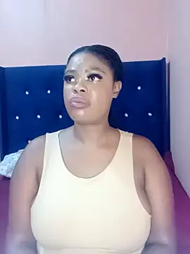 Snapshot of Luciouslips00 chatting on April 2026 12:56:01 PM Luciouslips00 online show from April 2026 12:56:01 PM