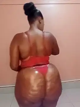 Snapshot of Luciouslips00 chatting on April 2026 01:35:01 PM Luciouslips00 online show from April 2026 01:35:01 PM