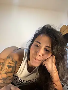 Snapshot of AndyFire69 chatting on February 2025 06:59:01 PM AndyFire69 online show from February 2025 06:59:01 PM