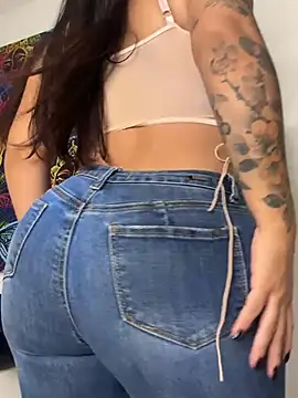 Snapshot of AndyFire69 chatting on February 2025 02:38:01 PM AndyFire69 online show from February 2025 02:38:01 PM