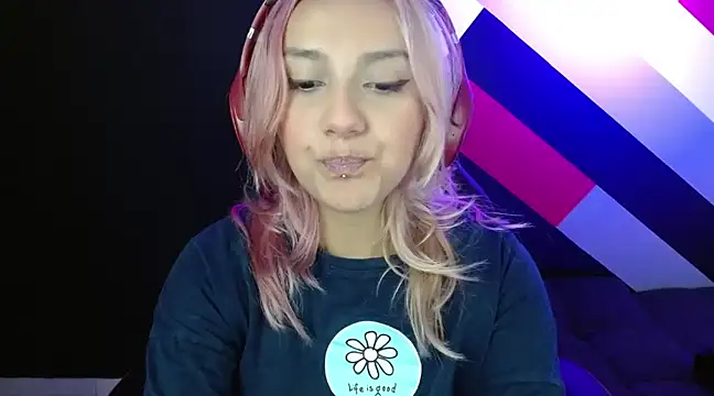 Snapshot of Alterego1__ chatting on January 2025 06:01:02 PM Alterego1   online show from January 2025 06:01:02 PM