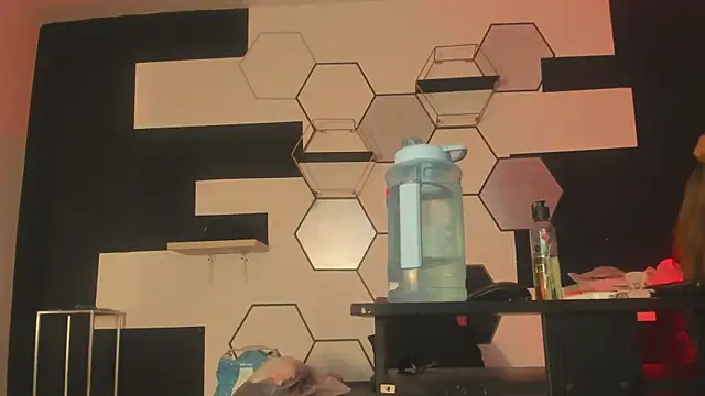 haileycat online show from January 2025 01:10:01 AM