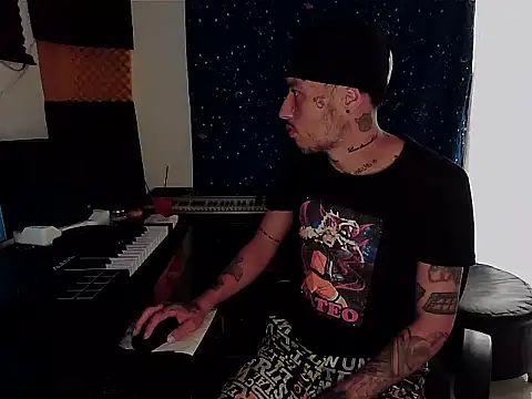 patrik tattoo  online show from December 2024 01:36:02 PM