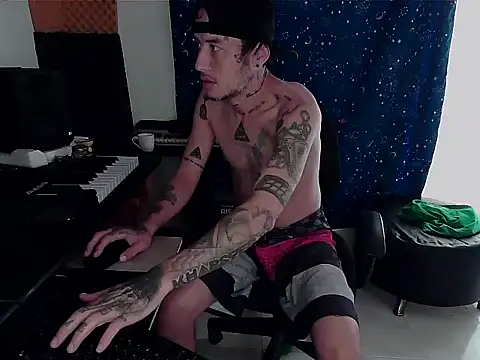 patrik tattoo  online show from February 2025 01:32:01 PM