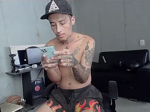 patrik tattoo  online show from February 2026 04:30:01 PM