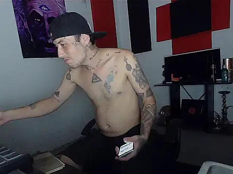Snapshot of patrik_tattoo_ chatting on April 2026 12:12:01 AM patrik tattoo online show from April 2026 12:12:01 AM