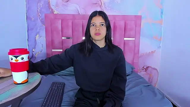 LizzMartin online show from December 2024 07:04:02 PM