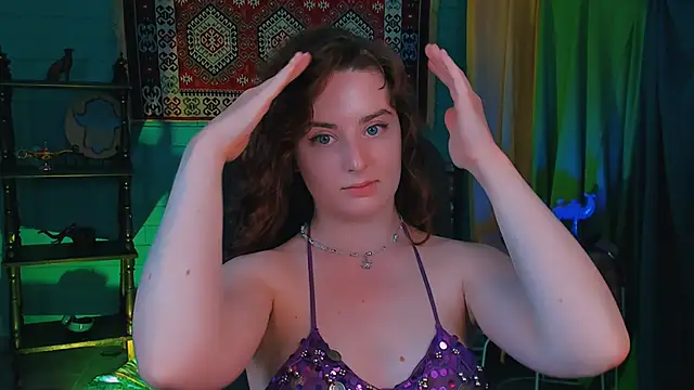 Snapshot of AnnTerry_ chatting on September 2025 09:24:01 AM AnnTerry online show from September 2025 09:24:01 AM