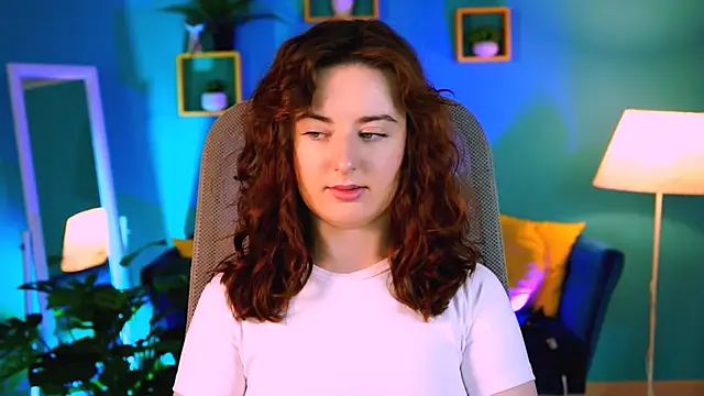 Snapshot of AnnTerry_ chatting on November 2025 08:42:01 AM AnnTerry online show from November 2025 08:42:01 AM