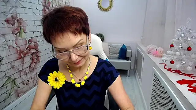 Snapshot of Cutie_Asya chatting on December 2024 08:00:01 AM Cutie Asya online show from December 2024 08:00:01 AM