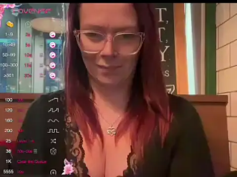 MelodyRoseUk online show from December 2024 03:35:01 PM