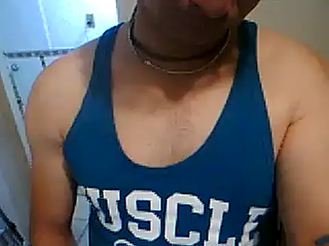 Snapshot of frank32love chatting on February 2025 04:59:02 AM frank32love online show from February 2025 04:59:02 AM