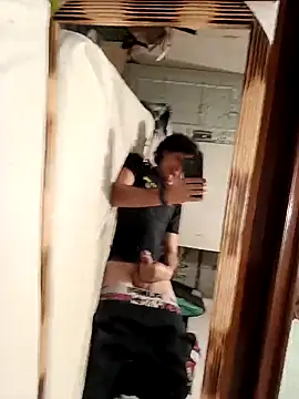 frank32love online show from March 2026 04:17:02 AM