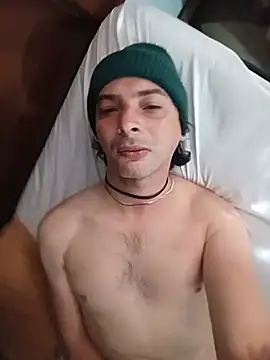 Snapshot of frank32love chatting on July 2026 04:04:02 PM frank32love online show from July 2026 04:04:02 PM