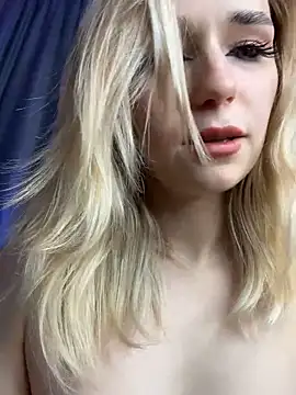 Snapshot of Eva_Millss chatting on January 2025 08:31:02 PM Eva Millss online show from January 2025 08:31:02 PM