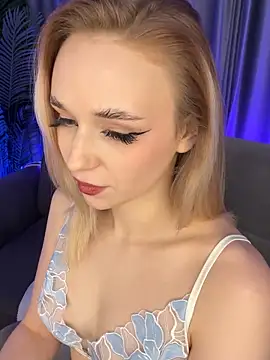 Snapshot of Eva_Millss chatting on February 2025 05:08:01 PM Eva Millss online show from February 2025 05:08:01 PM