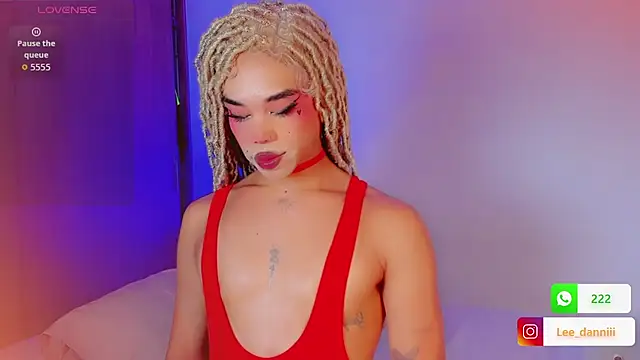 Snapshot of DanniLee_ chatting on March 2026 07:06:02 PM DanniLee online show from March 2026 07:06:02 PM