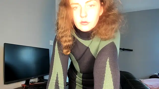 ENGLISHEMILY 69 online show from March 2025 12:22:01 PM