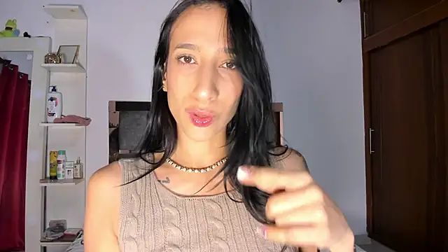 Snapshot of Carol_M8 chatting on February 2025 03:19:01 AM Carol M8 online show from February 2025 03:19:01 AM