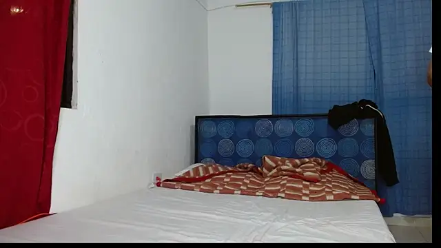 Snapshot of carolanyi chatting on January 2026 03:20:01 AM carolanyi online show from January 2026 03:20:01 AM