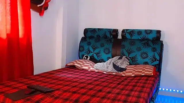 Snapshot of carolanyi chatting on February 2026 07:12:01 PM carolanyi online show from February 2026 07:12:01 PM