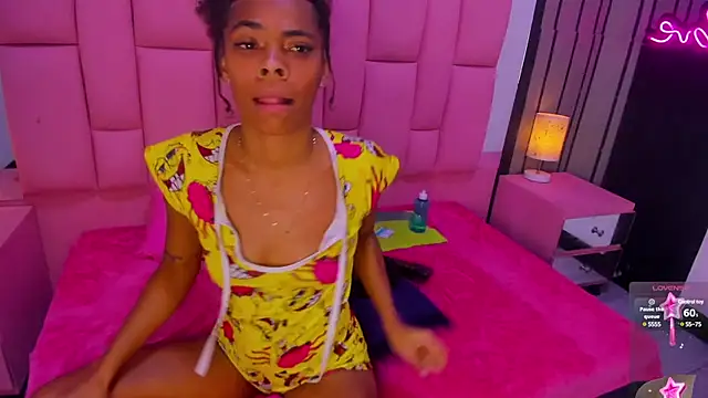 Brithanyslim online show from December 2024 10:54:02 PM