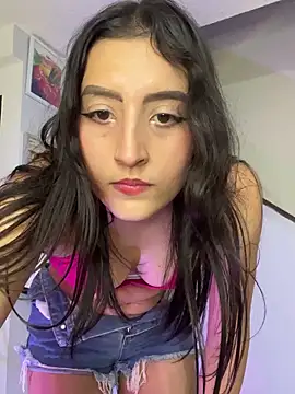 Snapshot of EmySofia chatting on February 2026 03:33:01 AM EmySofia online show from February 2026 03:33:01 AM