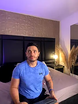 JossAckland online show from November 2025 07:35:02 PM