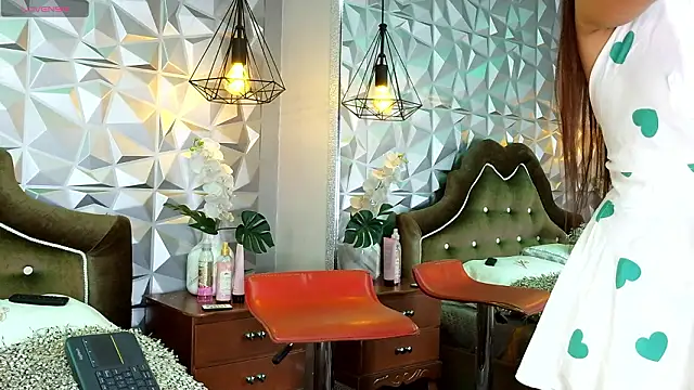 SusanSlim online show from February 2026 01:30:02 PM